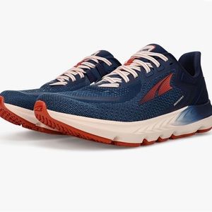Altra Women’s Provision 6